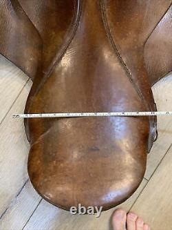 Antique Brown Leather Horse Riding Hunting Jump Saddle Vintage Used As Decor