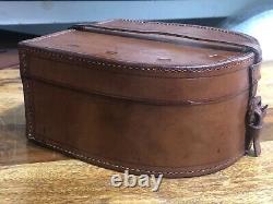 Beautiful quality vintage leather horse shoe collar trinket jewellery box / case