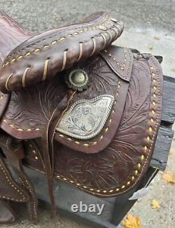 Horse Tack 15 Vintage Buckstitch Western Saddle