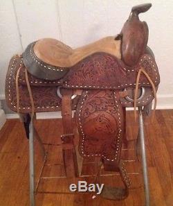 Horse head engraving, Brown Leather & Buckstitching VINTAGE Western Saddle 15