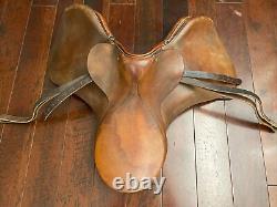 J. A. Barnsby & Sons English Jump All Purpose Horse Saddle Brown Leather Vintage