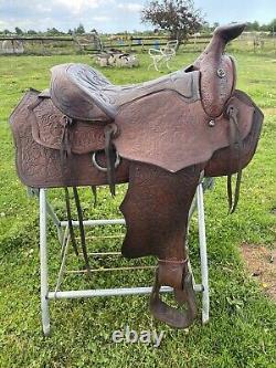 Used/Vintage 15 wide tree Big Horn tooled Western saddle US made