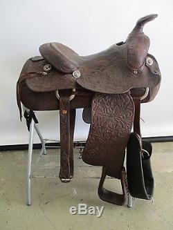 VINTAGE ORIGINAL BILLY COOK LEATHER ROPING HORSE SADDLE With EMBOSSED LEATHER 16