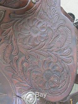 VINTAGE ORIGINAL BILLY COOK LEATHER ROPING HORSE SADDLE With EMBOSSED LEATHER 16