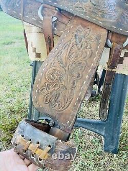 VTG/ Antique Early Western Leather Horse Saddle Sheepskin Padded Tooled 15