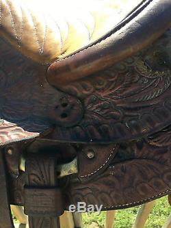 VTG Western BA Horse Roping Saddle With Tooled Leather Brass Fixtures Rodeo Conch