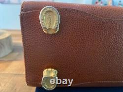 Vicenza Inc 1993 Rare Vintag Brown Leather Croc Gold Tone Horse Hardware Handbag