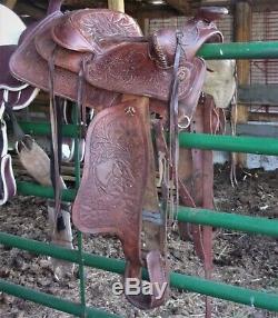 Vintage 15 Western Tooled Leather Horse Saddle with Big Horn Great Shape