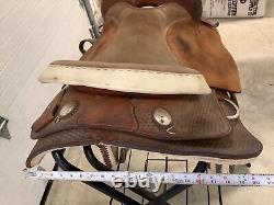 Vintage 1991 Leather Horse Back Riding 15 Saddlery Barrel Western Saddle