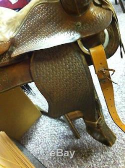 Vintage Big Horn Horse Saddle Tooled Leather Stitched seat