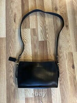 Vintage Coach Equestrian Zip Crossbody Shoulder Bag Black Leather 9802 EUC