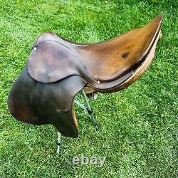 Vintage Horse Saddle 17.5 Leather Jump Pariani Milano Made in Italy READ