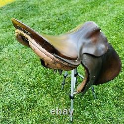 Vintage Horse Saddle 17.5 Leather Jump Pariani Milano Made in Italy READ