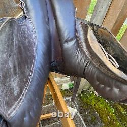 Vintage Leather 16 English Horse Riding Saddle with Stirrups