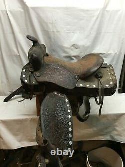 Vintage Leather Horse Saddle Tooling Work Ornate Leather Stirrups