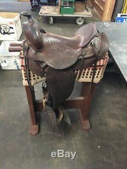 Vintage Leather Horse Saddle With Padded Seat & Saddle Blanket Western Ranch Horse