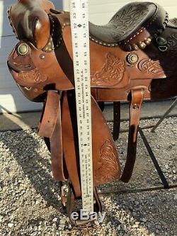 Vintage Leather stitched Western Horse Saddle w Tooling Orrville