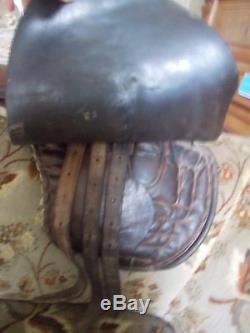 Vintage Old Horse Racing Exercise Saddle (a)