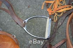 Vintage PRIX DE SAUTE Springtree Leather Horse Saddle Made in England Lot 17.5