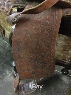 Vintage Quality Leather Western Horse Saddle Floral Design Cowboy Farm Equipment