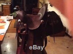 Vintage R. T. Frazier Western Horse Tooled Leather saddle Pueblo COLO USA Antique