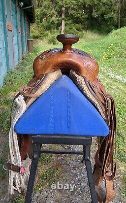 Vintage Rodeo Queen Saddle- 15 seat 1972