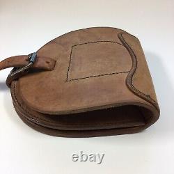 Vintage WW2 Era Cavalry Military Horse Shoe & Nails Leather Pouch Dated 1945