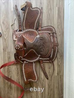 Vintage Western Brown Tooled Leather Cowboy Horse Saddle
