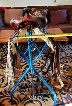 Vintage Western Pleasure Trail/ Ranch Saddle 15' seat