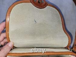 Vtg 80's Dooney & Bourke Cavalry Spectator Cream Pebbled Leather Crossbody Bag