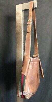 Vtg Gucci Brown Leather Gilt Gold Equestrian Boot Clasp Shoulder Bag 1970 RARE